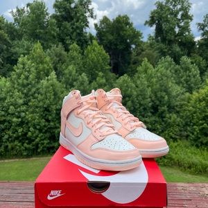 Sail Crimson Tint nike dunk high